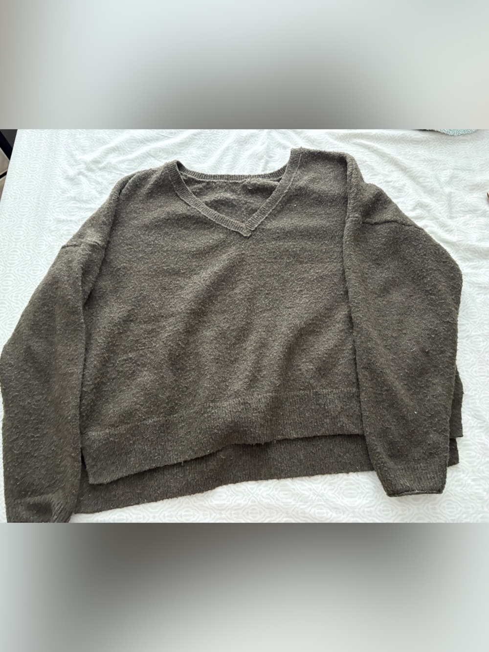 V-Neck Cozy Women's Sweater in Dark Olive